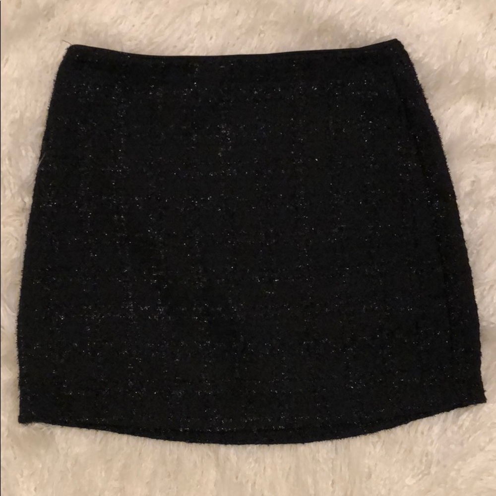Black skirt